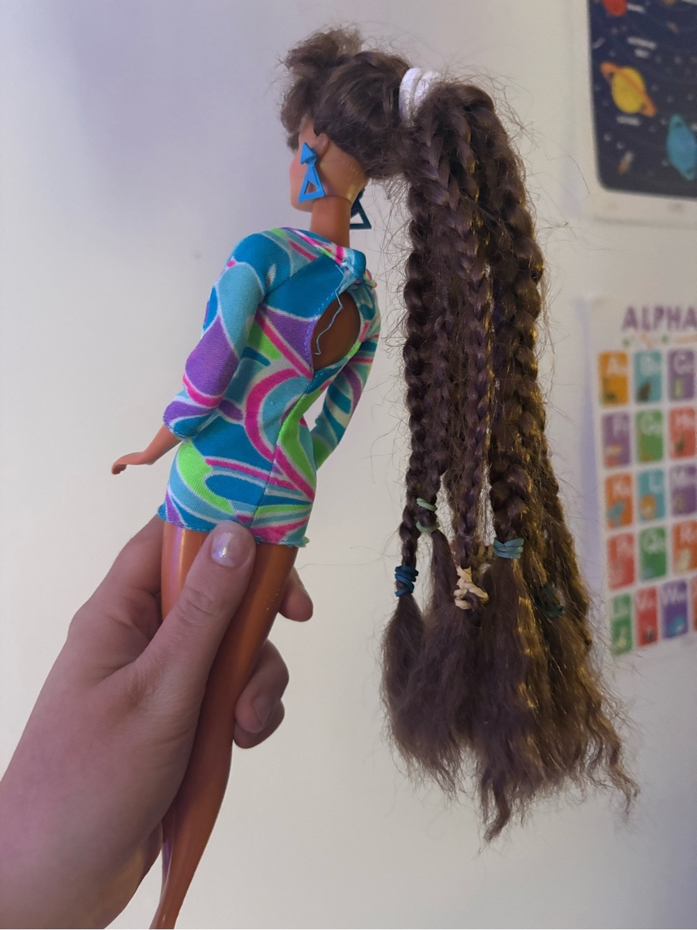 Barbie totally hair Multicolor Blue Pink Green Retro Pattern Mini Dress Doll - Picture 4 of 5